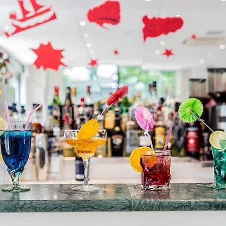 Locarno ホテル カットーリカ