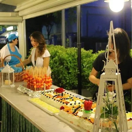 Hotel Locarno 3*