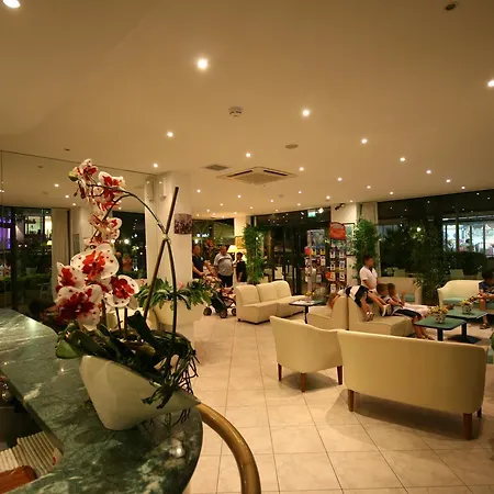 Locarno 3* カットーリカ